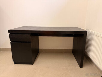 Psací stůl MALM