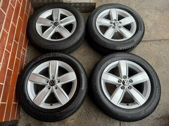 Alu 15" 5x100 VW CORVARA letní 90% F4, POLO, TOP