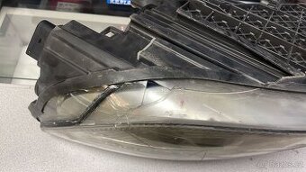 Světlomet Octavia 2 FL