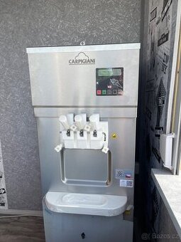 Zmrzlinový stroj Carpigiani