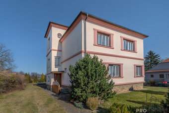 Prodej prvorepublikové vily se zahradou v Šumné, Vila, zahra