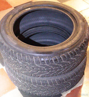 PRODÁM DVĚ ZIMNÍ PNEUMATIKY 205/55R16 XL 94H