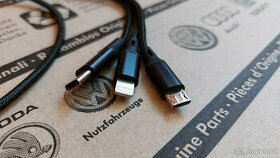 Nový nabíjecí USB kabel 4 v 1 ŠKODA