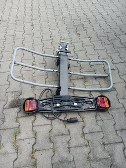 NOSIČ NA TAŽNÉ ZAŘÍZENÍ