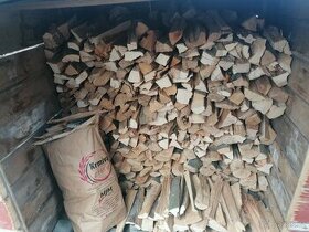 Palivové dřevo Buk štípaný cca 33cm