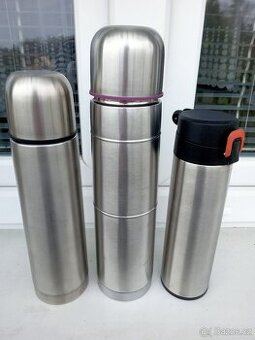Termosky nerez 3ks, největší 1 litr, další 700 ml a 500 ml.