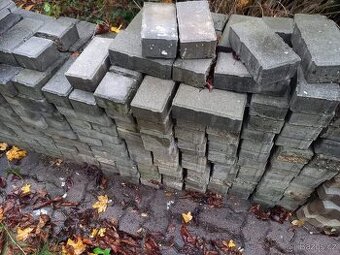 koupím zámkovou dlažbu
