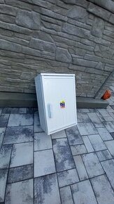 Nový elektroměrový rozvaděč-dvojtarifní EON, ČEZ