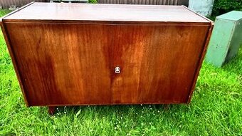 Retro komoda Jiří Jiroutek U-450