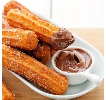 Nový ruční stroj na výrobu churros.