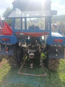 Traktor 3011 - 1