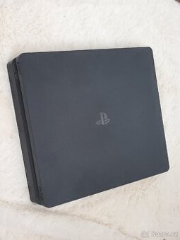 Playstation 4 slim 1tb a 24 her