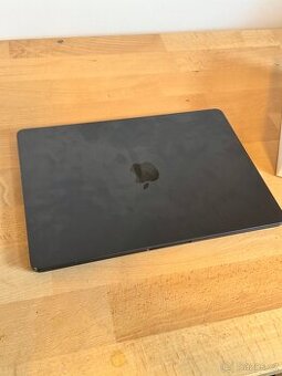 MacBook Air m2 2022 168 cyklů - 1