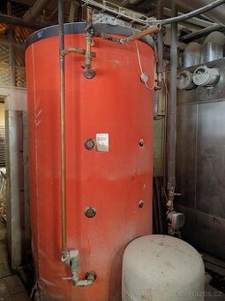Akumulační nádrž 2000l. Ivar puffer 2000
