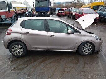 Peugeot 208 č. 14112