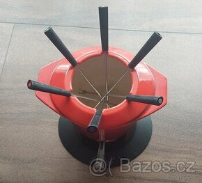 Le Creuset litinový set na fondue