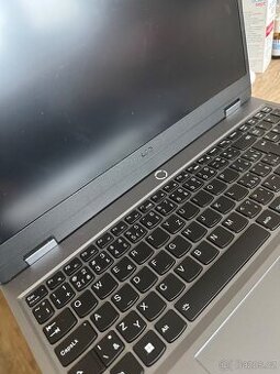 Lenovo LOQ