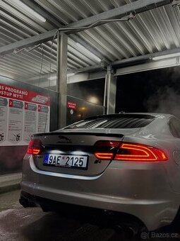 Jaguár XFR