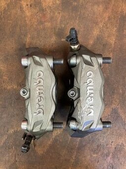 Třmeny Brembo DUCATI Monster 937 2021-2025