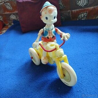 Pinocchio na motorce