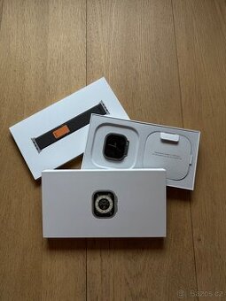 Apple Watch Ultra 49mm Cellular + GPS