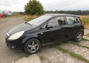 Opel Corsa 1,2 59 kW KLIMA CZ Serviska benzín