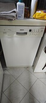 Myčka 45 cm Bosch Silence Comfort.