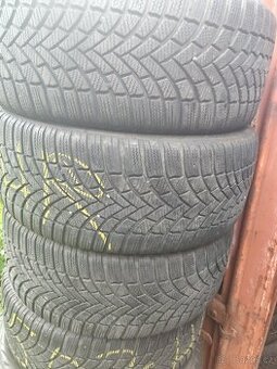 225/45/17 Bridgestone