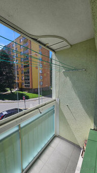 Zasklení lodžie Optimi Kvadro