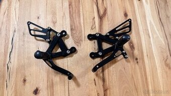 Stupačky Kawasaki ZX6R 2003-2004 - černé