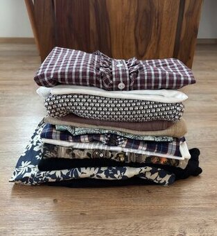 Sada dámského oblečení XS a S