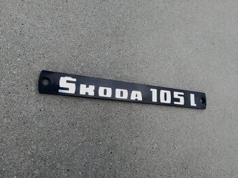 Škoda 105 L nápis