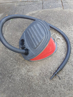 Vybavení k nafukovacímu člunu