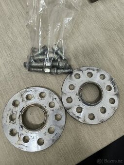 Rozšiřovací podložky 1.4cm na Škoda Superb 2