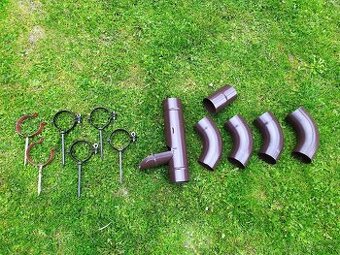 Prodám prvky pozinkovaného lakovaného okapového systému