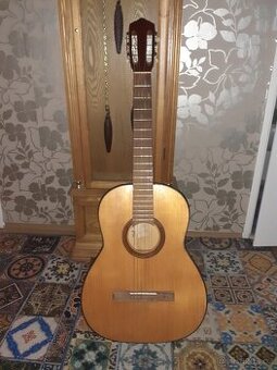 Kytara Cremona Luby-1985