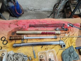 Kompletní servis tlumiču pro motocross