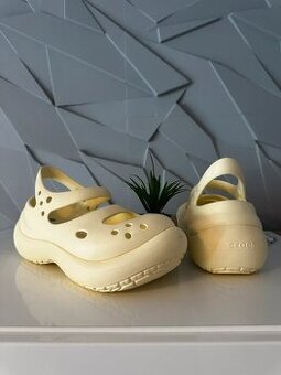 nové boty sandále Crocs vel.39-40 Phaedra