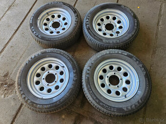 Sada disku 5x139,7mm s pneu 205/70/15 - Jimny