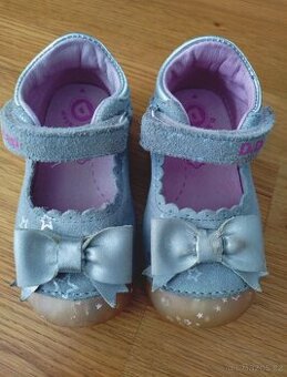 Dívčí baleríny D.D.Step vel 20