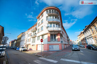 K prodeji, byt 3+kk s lodžií a garáží, ul. Riegrova 2706/43a