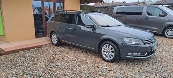VW Passat combi 1.6 TDI 77kW Nová STK -