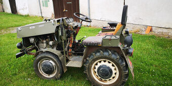 prodám traktůrek domácí výroby