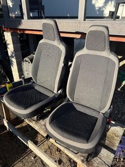 skoda citigo, vw up, sedačky