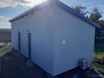 Včetně  kuchyně 2+kk,komora,koupelna  s wc