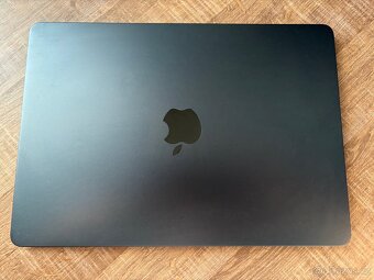 MacBook Air M2 (2022)