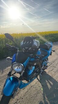 SV650