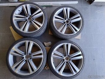 Al kola Cupra 5x112 / 19 , 8j x 19 et 50 s pneu 225/35/19,