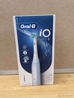 Elektrický kartáček Oral-B iO Series 3 Ice Blue