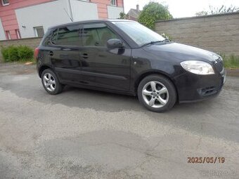 Škoda Fabia 2 1.2htp 44kw pouze 77000km velmi pěkná